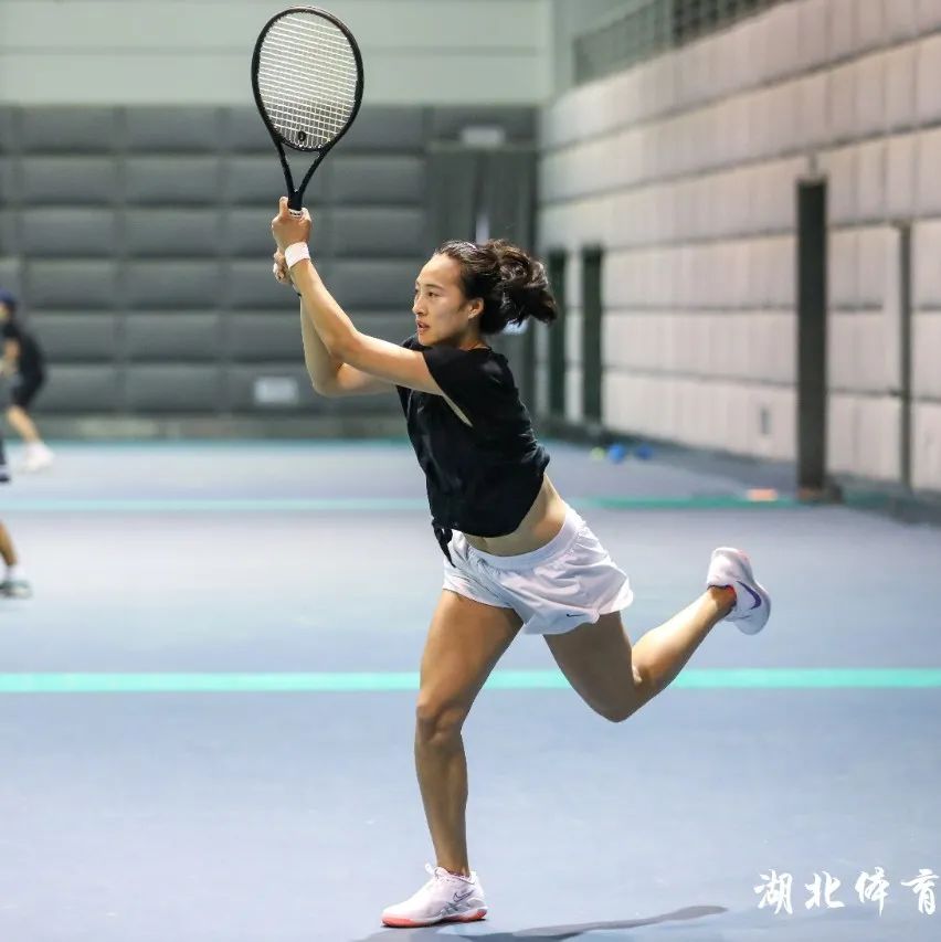 队在逆境中 队在逆境中