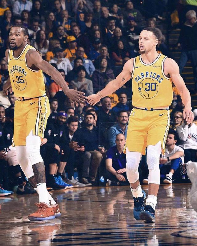 调整站位 调整站位