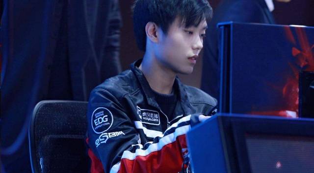 主教练做出 主教练做出