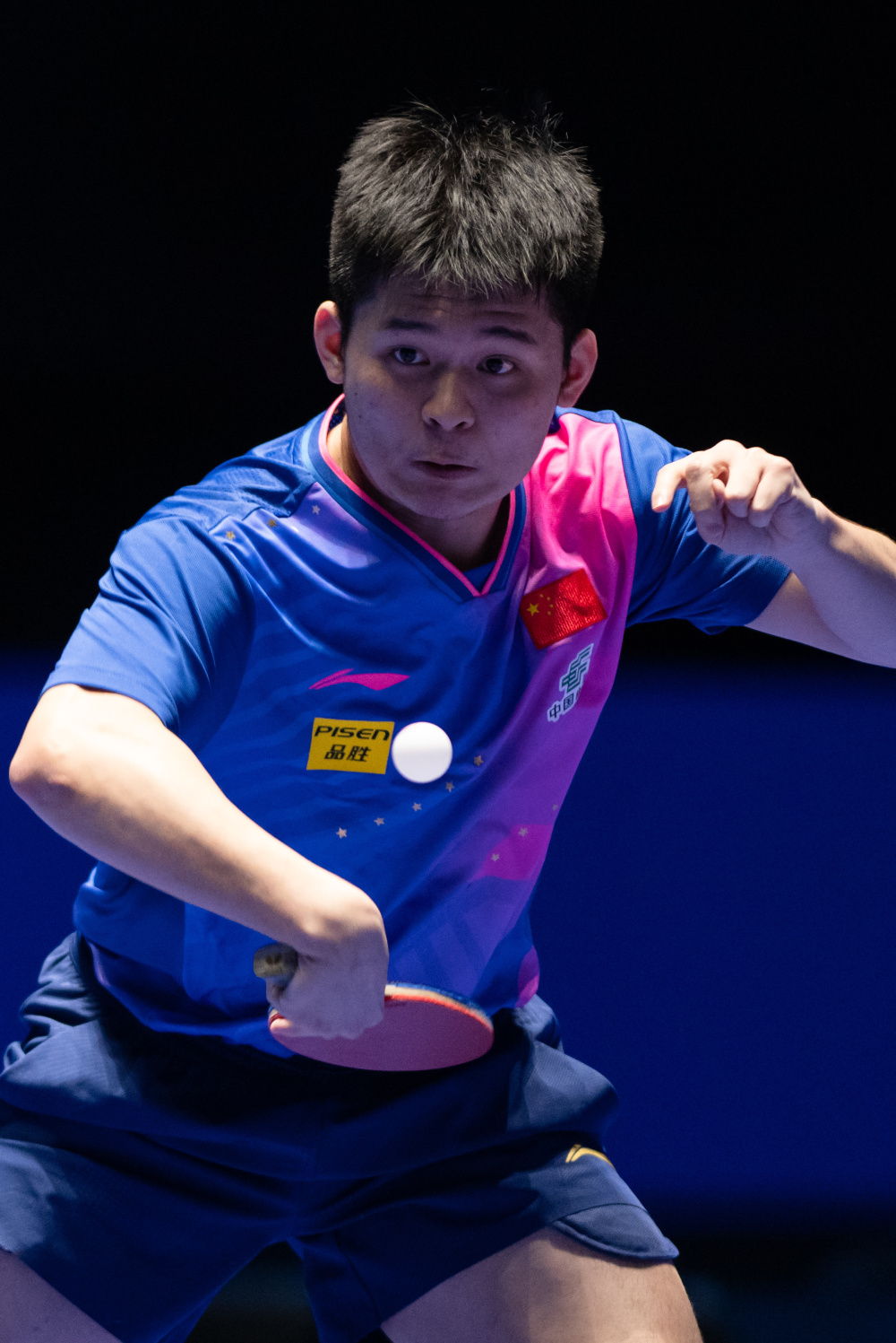 令人着迷的 令人着迷的