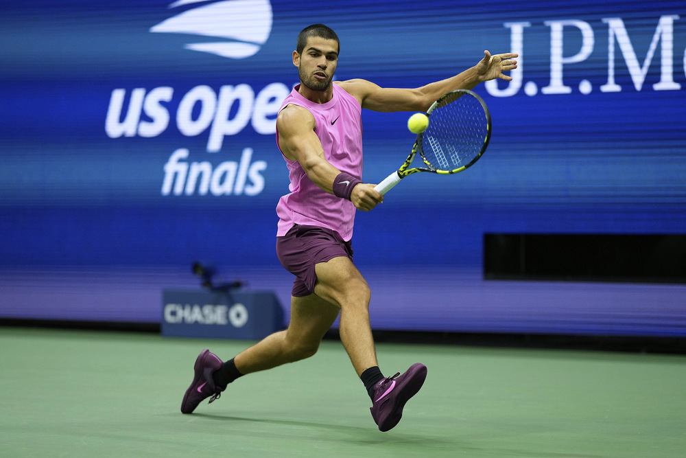 球圈实属罕 球圈实属罕